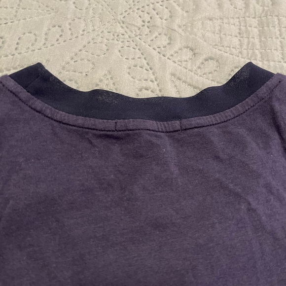Gap Navy Blue Tee with Ribbon Accent XS - Picture 7 of 7
